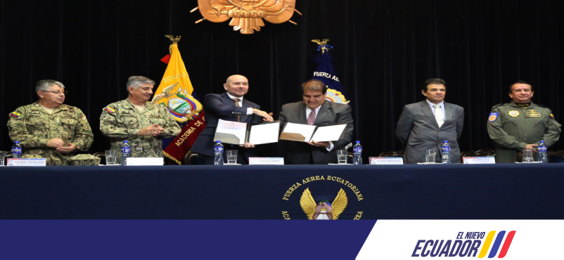 Firma de convenio entre el ministerio de Defensa Nacional y el Consejo de la Judicatura para la conformación de Salas Especializadas en lo militar.